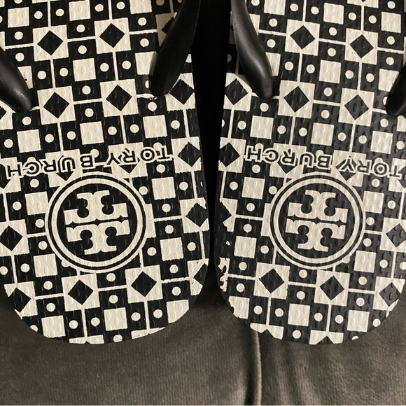 EUC Tory Burch Rubber Wedge Flip Flop - Size 9B - Picture 2 of 8